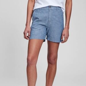 GAP 5 inch inseam, High Rise Chambray Shorts with Washwell